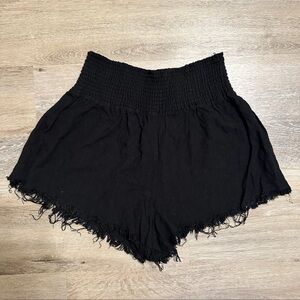 Chic Black High Waist Frayed Hem Shorts